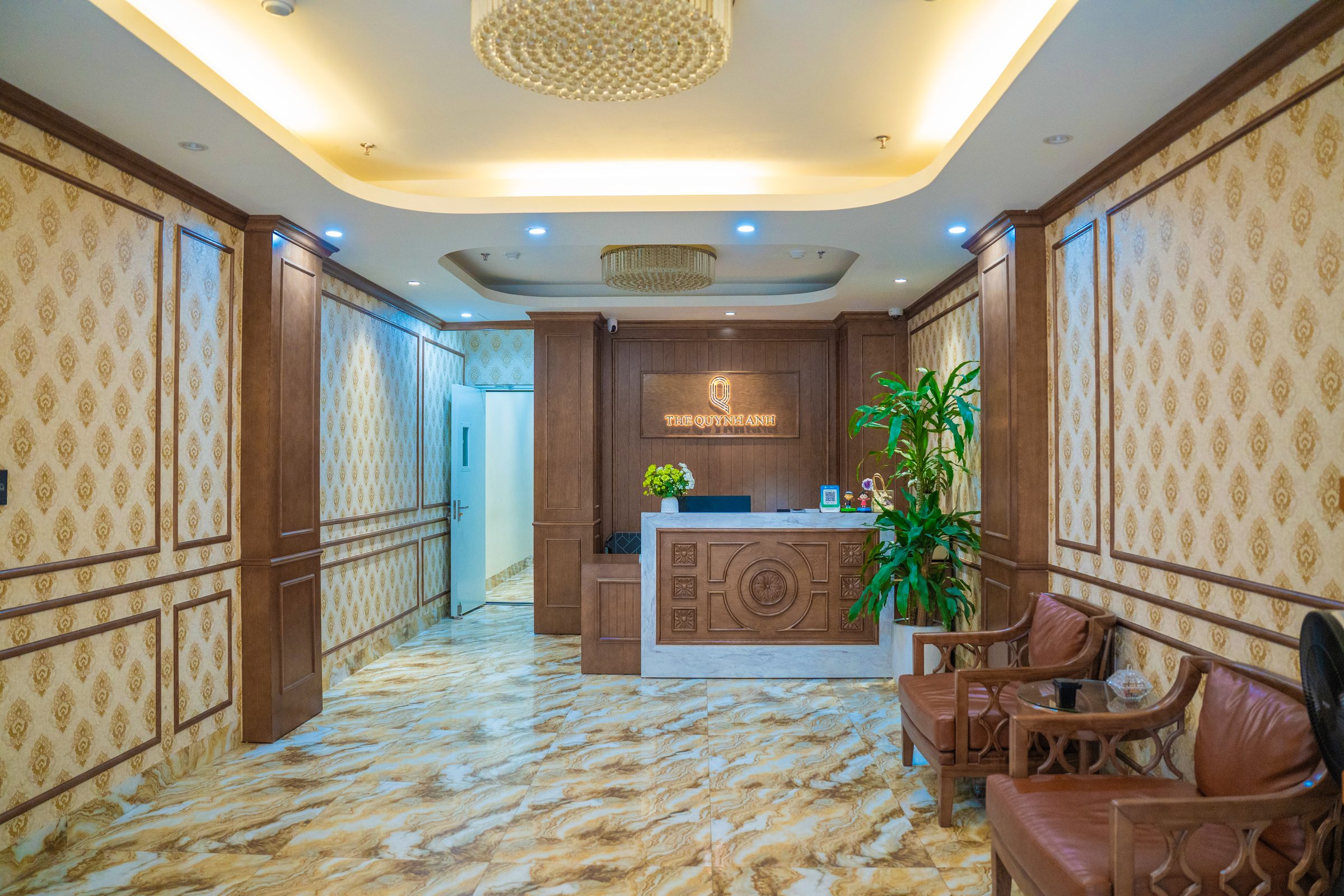 Sảnh lễ tân The Quynh Anh Hotel
